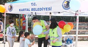 Miniklere, Kartal Belediyesi'nden Balonlu Sürpriz