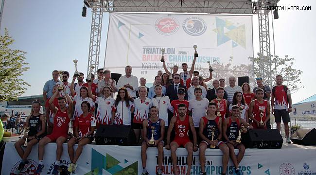 Kartal Belediyesi Triatlon Balkan Şampiyonası'na ev sahipliği yaptı