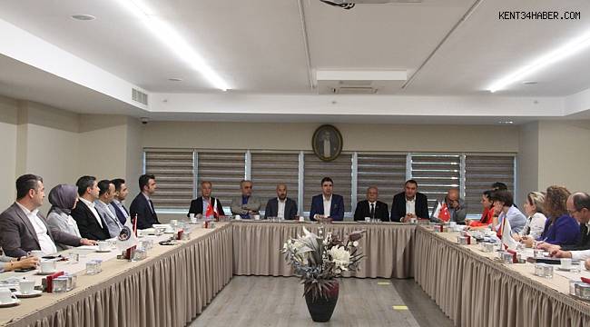 Başkan Yüksel, ekibiyle toplantı yaptı