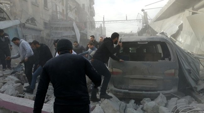 Esed rejimi ve Rusya, ateşkese rağmen İdlib'de hava saldırılarına başladı: 15 ölü