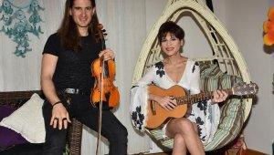 Aydilge ve Utku'dan Ev Konseri