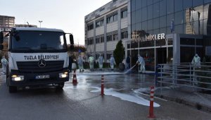 Tuzla Devlet Hastanesi'nde yıkama ve dezenfekte çalışmaları