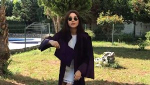 Evlerinden Kep Attılar