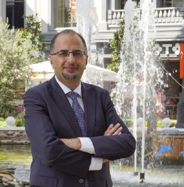 AVM 'Alışveriş Caddeleri' Olarak Hizmet Verecek