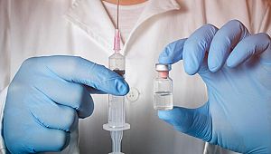 Rahim ağzı kanserine neden olan HPV virüsü için aşı önerisi 