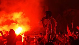 CHP Tuzla'da Zaferi Meydanlarda Kutladı