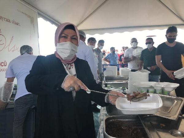 Sancaktepe'de Vatandaşlara Kurban Eti İkramı