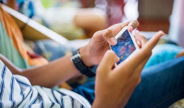 Türkiye'de Yetişkinlerin Yüzde 79'u Mobil Oynuyor