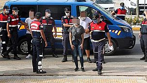 Ablası birlikte olmaya zorladı!