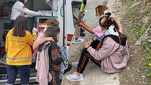 Ataşehir'de otomobil takla attı