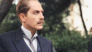 Atatürk rolünü canlandıran oyuncular