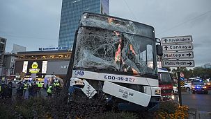 Ankara’da iki otobüs çarpıştı: 17 yaralı