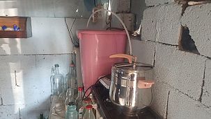 Düdüklü tencereyle sahte içki yaptılar