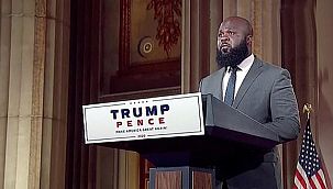 Gemiyi ilk terk eden Ja’Ron Smith oldu