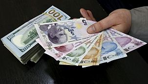 Vatandaş TL satıp dolar aldı
