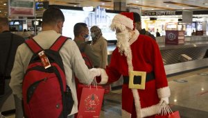 Sabiha Gökçen'de yolculara yıl başı hediyesi