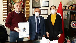 Kartal Belediyesi Muhtarların Yeni Yılını Kutladı