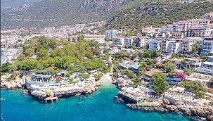 Kaymakamlık lojmanını lüks villa ile takas etiler