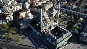 Yeni Camii ve Sultanahmet’in restorasyonu 2022’de tamamlanacak
