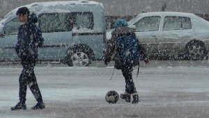 Kar Keyfiniz Gözlerinize Zarar Vermesin