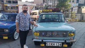 Açık Hava Klasik Otomobil Sergisinde Nostalji Rüzgarı