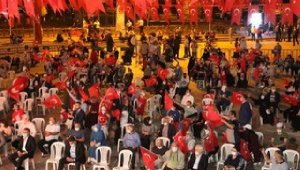 Güngören Sakinleri 15 Temmuz'da Sabaha Kadar Nöbet Tutacak