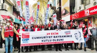 CHP Kartal Törene Marşlar Eşliğinde Geldi (VİDEO HABER)