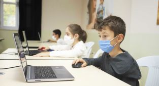 Kartal Belediyesi’nden Çocuklara ‘Robotik Kodlama Eğitimi’