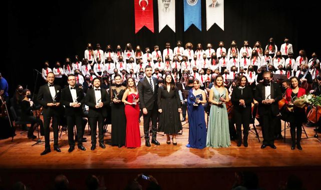 Kartal Belediyesi Gençlik Senfoni Orkestrası’ndan Unutulmaz Yeni Yıl Konseri