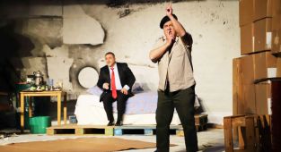 'Gece Boyunca' Kartal'da Sahnelendi