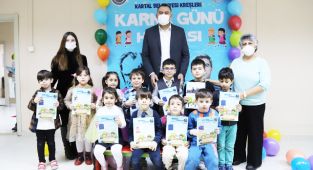 Kartal Belediyesi Kreşlerinde Karne Heyecanı Yaşandı