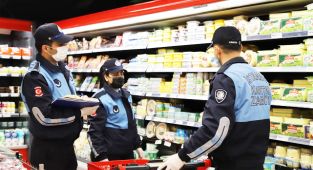 Kartal’da Yılbaşı Öncesi Zincir Marketlere Sıkı Denetim