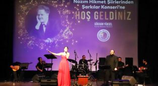 Livaneli Orkestrası'ndan Unutulmaz Nazım Hikmet Konseri