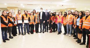 “Afetlerde Kartal” Sergisinin Açılışı Yoğun Katılımla Gerçekleşti