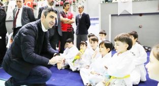 Kartal Belediyesi, 'Karate ve Kick Boks Dostluk Müsabakası’na Ev Sahipliği Yaptı