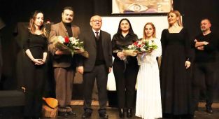 Kartallı Dostları Aşık Veysel’i Unutmadı