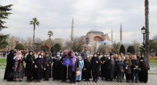 Kartal Belediyesi’nin İnanç Turlarına Yoğun İlgi