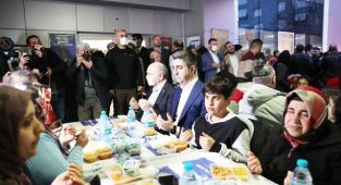 Kartal, İftar Sofraları ile Şenleniyor