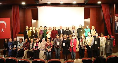 ‘Aile Okulu’ Eğitim Programı Kartal’da Başladı