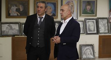 ‘Çizgilerdeki Yaşanmışlık’ Sergisi Kartal’da Açıldı