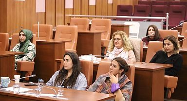 Kartal Belediyesi’nden ‘Koruyucu Ailelik’ Eğitimi