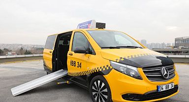 İBB Yeni Taksilerini Tanıttı