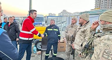 Başkan Gökhan Yüksel Deprem Bölgesinde