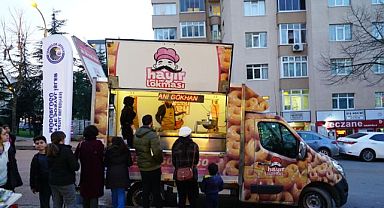 Kartal Belediyesi’nden Berat Kandili Nedeniyle Lokma İkramı