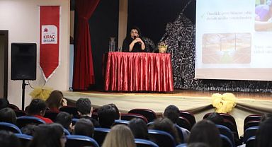 Kartal Belediyesi’nin Çevre Bilinçlendirme Konferansları Devam Ediyor