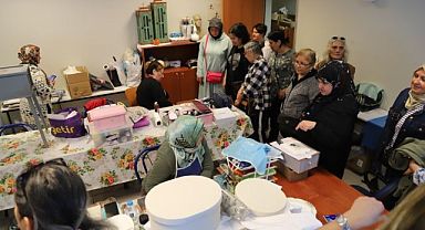 Belediyenin Faaliyetleri Kartallı Kadınlara Gezi Turlarıyla Tanıtılıyor