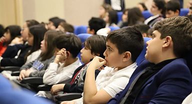 Kartal Belediyesi’nden Öğrencilere Engelliler Haftası’nda Bilinçlendirme Semineri