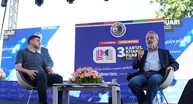 Kartal Kitap Fuarı'nda Naci Görür'den Önemli Uyarılar