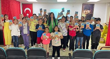 Kartallı Elif Öğretmenin “Kâşif Yağızlar” kitabı beğeni topladı