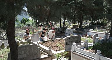 Kurban Bayramı’nda mezarlıklara ücretsiz ulaşım